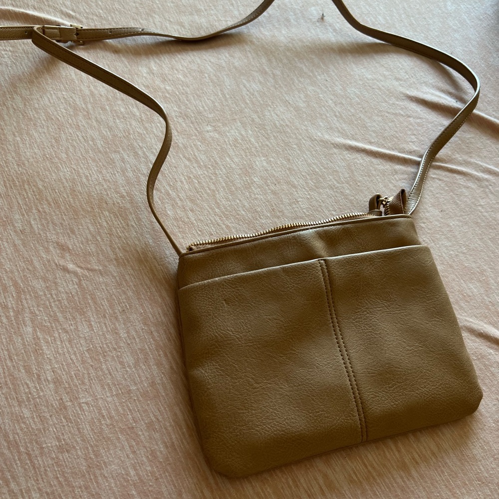 New! Spirtsgirl Tan two pocket leather like crossbody satchel